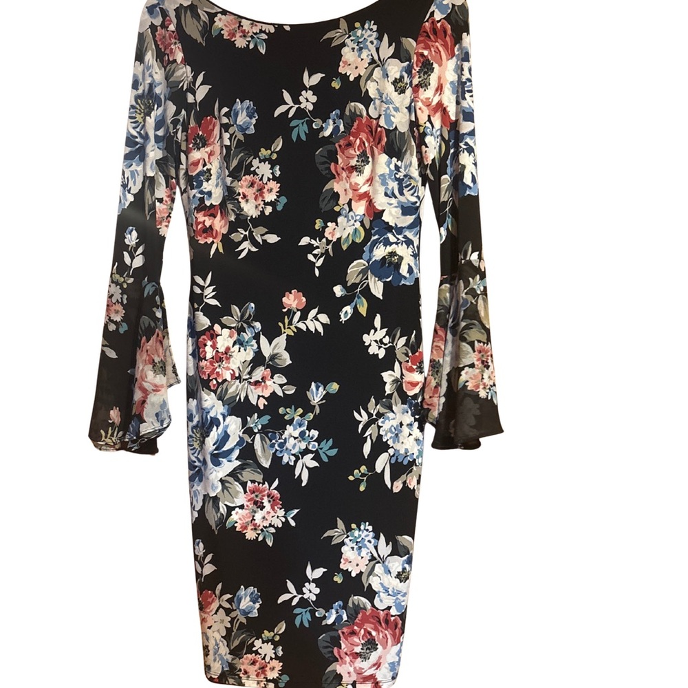 White House Black Market Floral Long Sleeve Dress